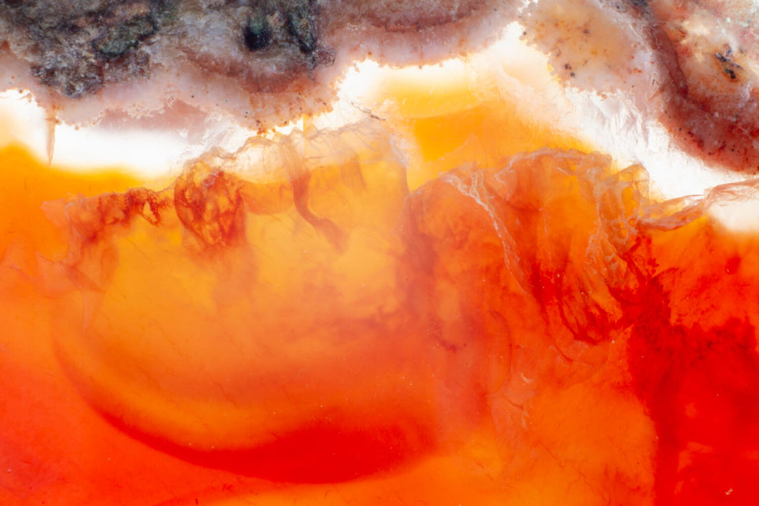 Ambre : vertus et significations